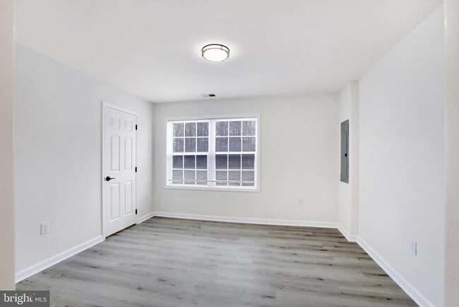 Building Photo - 35355 Hamlin School Ln