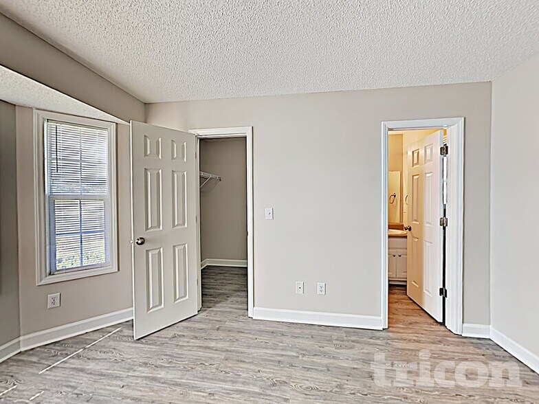 Building Photo - 35 Winesap Ln