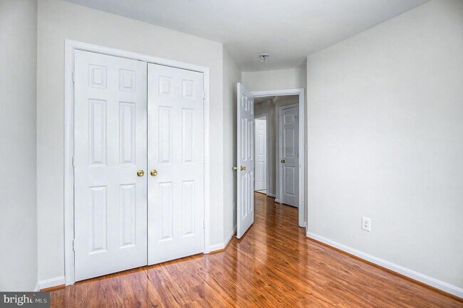 Building Photo - 45527 Grand Central Sq