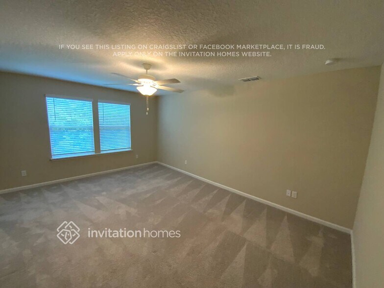 Building Photo - 13309 Shore Grass Dr