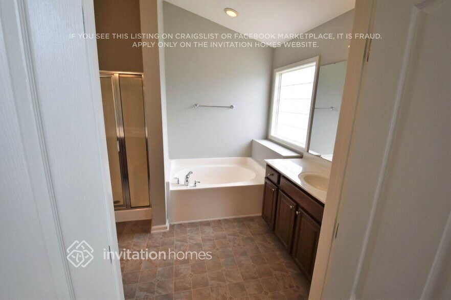 Building Photo - 3116 Landing Falls Ln