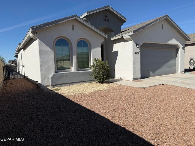 Primary Photo - 429 Soleil Rd