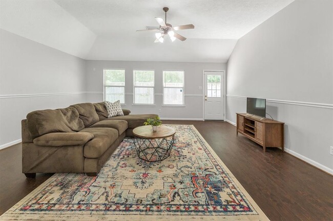 Building Photo - 2454 Colonial Springs Ln