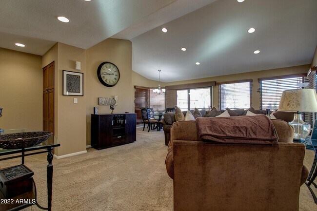 Building Photo - 9707 E Mountain View Rd