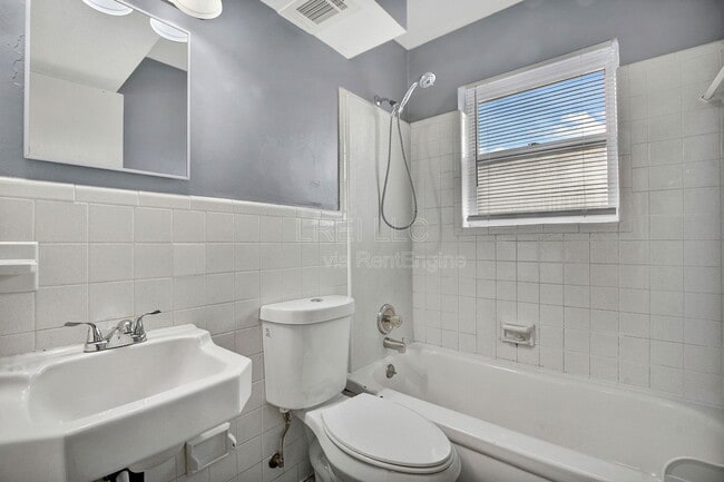 Building Photo - 3206 Orchard Manor Cir