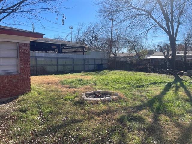 Building Photo - 1838 Kent Dr