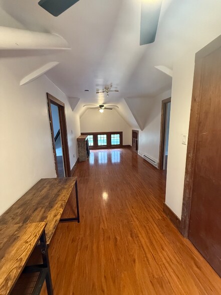 Building Photo - 2845 N Maryland Ave