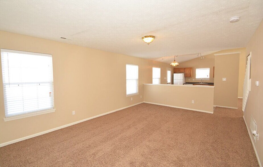 Building Photo - 6337 Cooperstone Ct