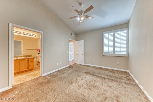 Building Photo - 75 N Valle Verde Dr