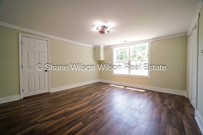 Building Photo - 799 Reed Pond Rd NW