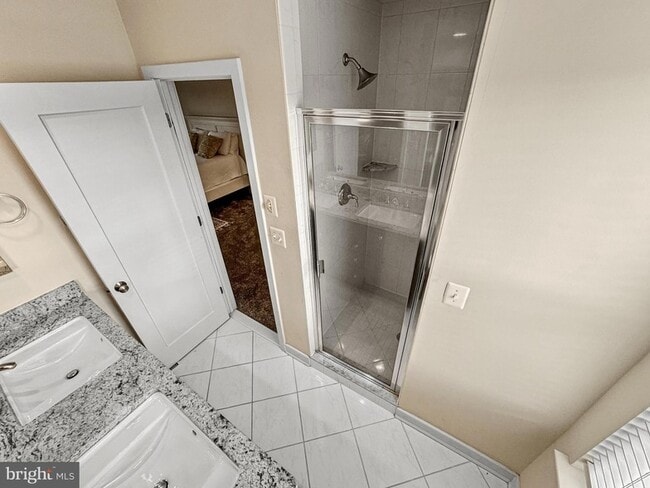 Building Photo - 5610 45th Ave