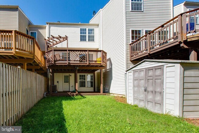 Building Photo - 2713 Piscataway Run Dr