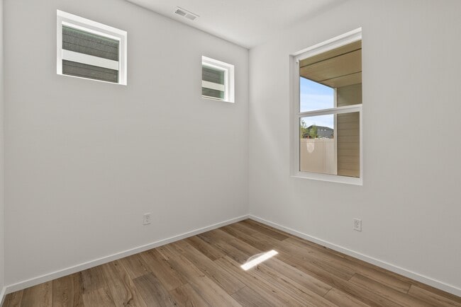 Building Photo - 2793 Talon Ln
