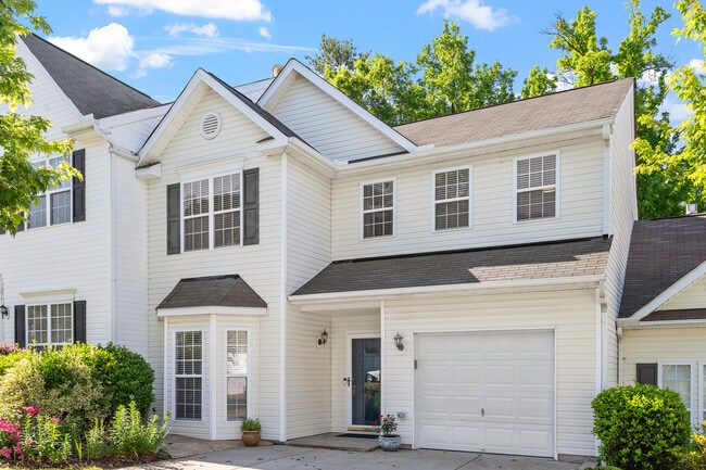 Building Photo - 1 Edgebrook Cir