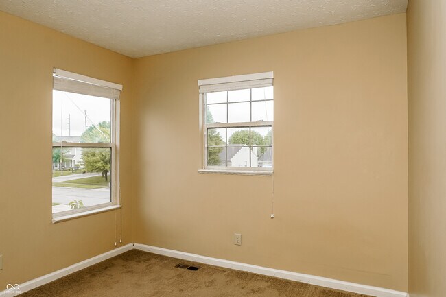 Building Photo - 6632 Gadsen Ct