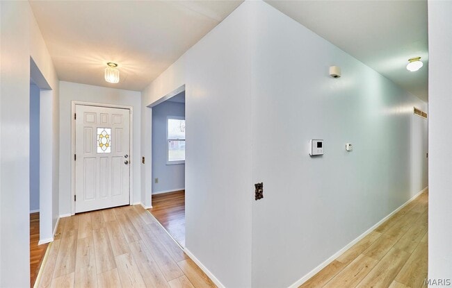 Building Photo - 815 Montmartre Ct