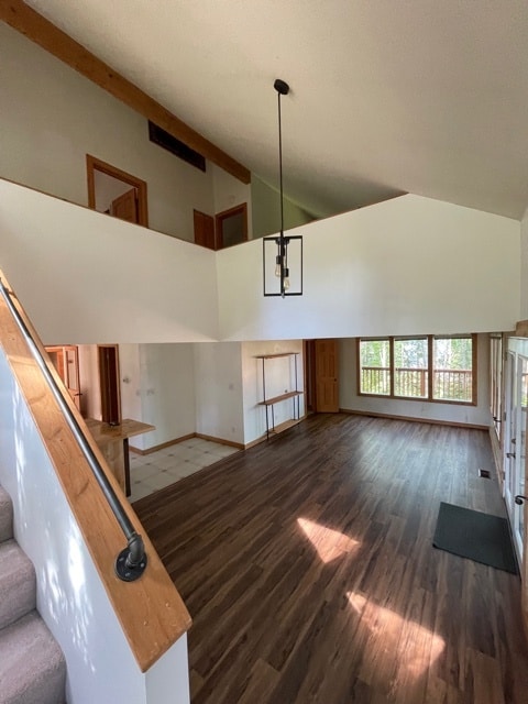 Building Photo - 860 S Century Dr