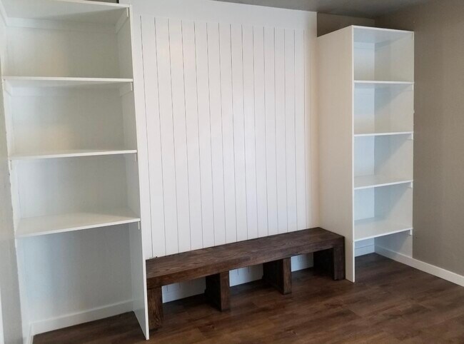 Building Photo - 4643 S Martinel Way