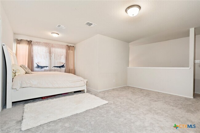 Building Photo - 6800 Mustang Creek Rd
