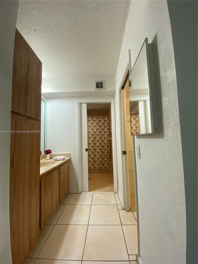 Building Photo - 8520 SW 133rd Avenue Rd