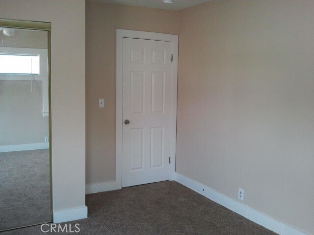 Building Photo - 1329 W 37th Dr