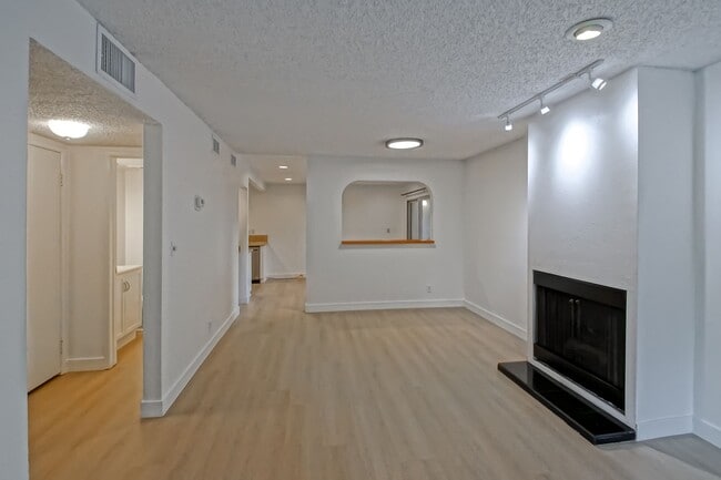 Building Photo - SPACIOUS, 2-STORY, 3BR2.5BA LAKESIDE CONDO...