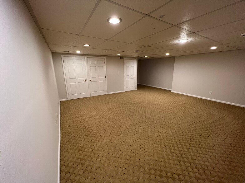 Finished basement - 202 Dresher Woods Drive