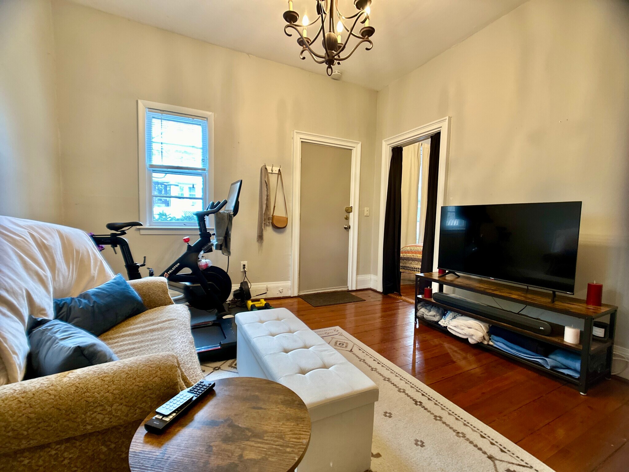 Building Photo - 271 Chestnut Ave