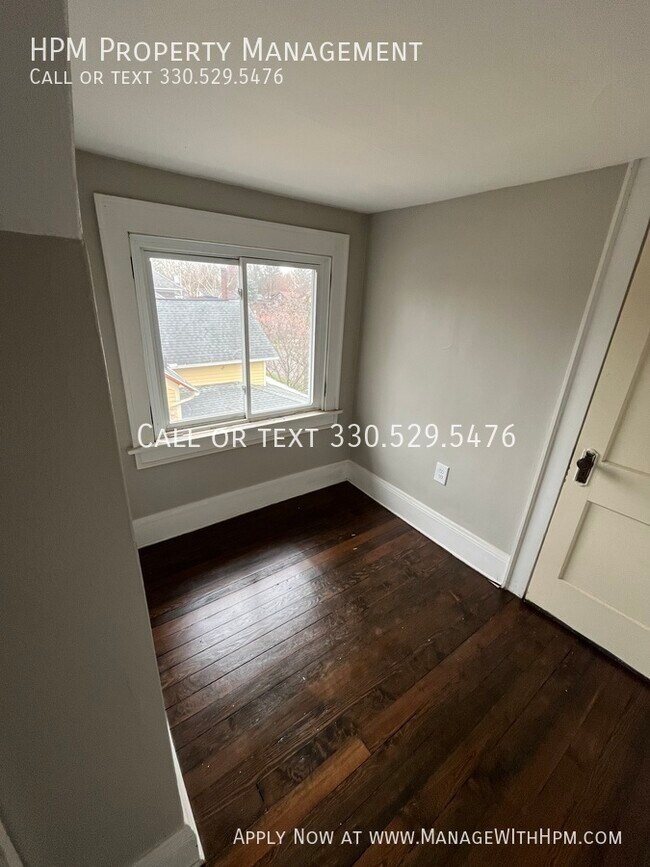 Building Photo - 59 S Highland-3