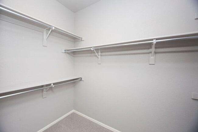 Building Photo - Beautiful Single-Family Home in a Great Location!