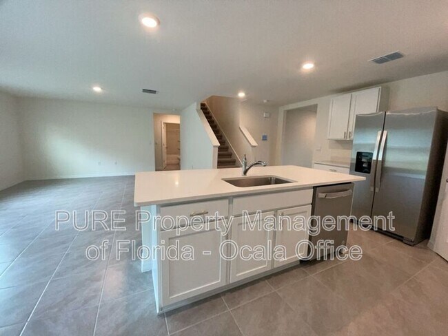 Building Photo - 7084 SW 136th Ln