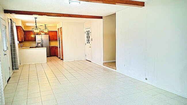 Building Photo - 4415 Donna Bell Ln