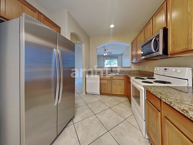 Building Photo - 8851 W Payson Rd