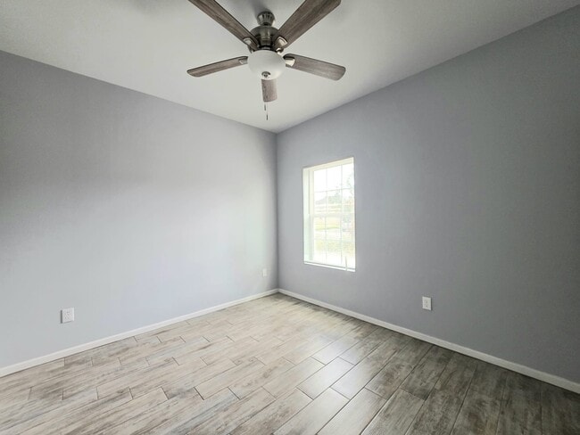 Building Photo - 1514 Quitaca Dr