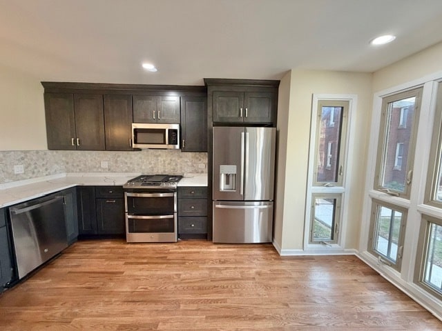 Building Photo - 2817 S Michigan Ave