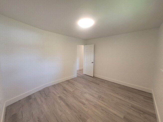 Building Photo - Remodeled 3 Bedroom Plus Office with Large...