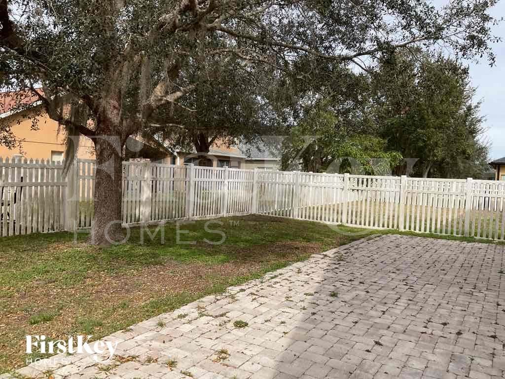 Building Photo - 14140 Sapphire Bay Cir