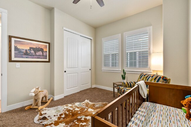 Building Photo - 1061 Mount Columbia Dr