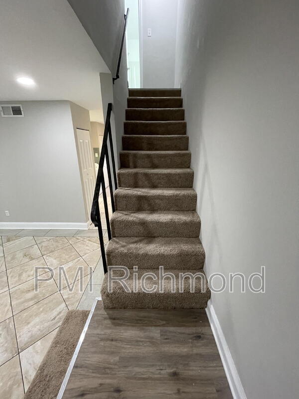 Building Photo - 4611 Coldstream Dr
