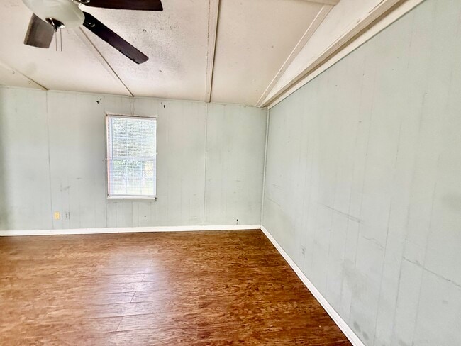 Building Photo - 658 Rices Creek Rd