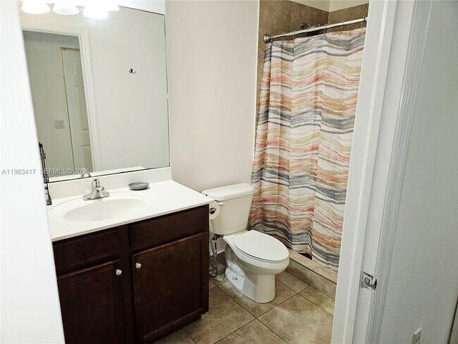 Building Photo - 290 NW 109th Ave