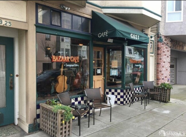 Building Photo - 363 22nd Ave