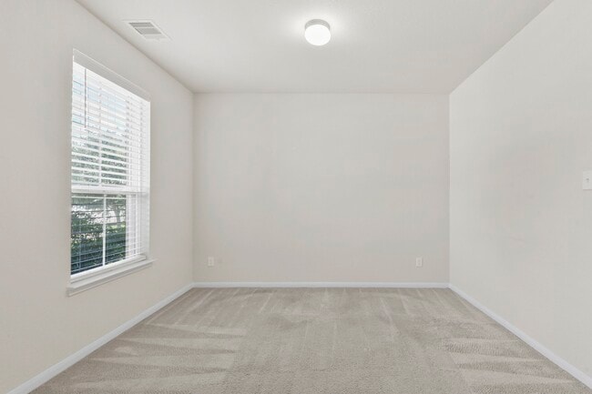 Building Photo - 3011 Tandem Ct