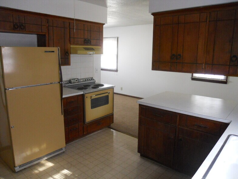 Building Photo - 2711 Ridge Ct
