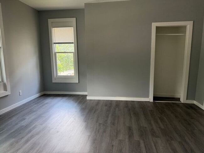 Building Photo - 3 Bedroom in the Farrington Grove Neighborhood