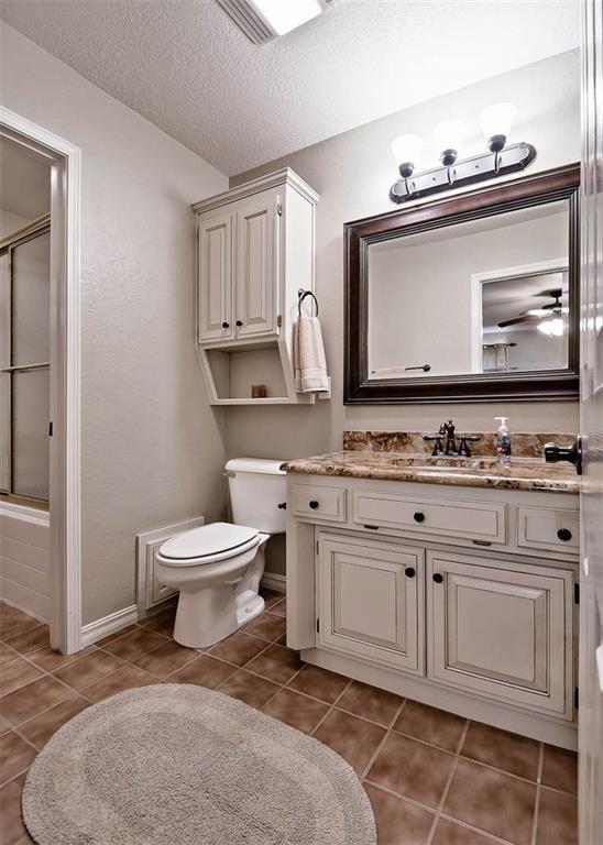 Building Photo - 5 S Prairie Dunes Dr
