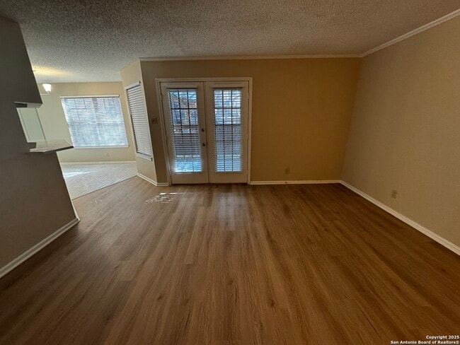 Building Photo - 10955 Wurzbach Rd