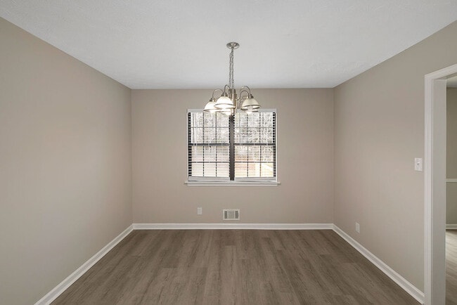 Building Photo - 2614 Bronco Trail