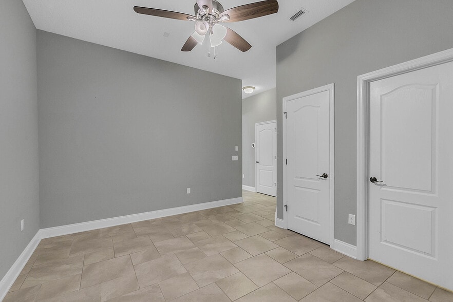 Building Photo - 16413 Good Hearth Blvd