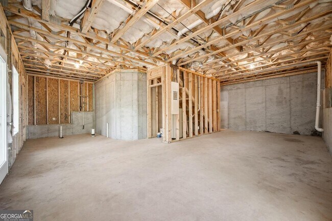 Building Photo - 6405 Crystal Cove Trail